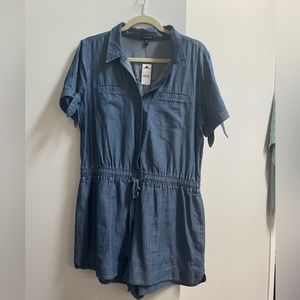 Express Denim Chambray short romper size L